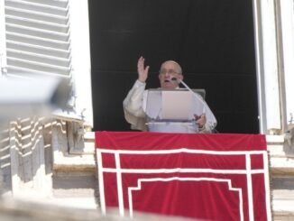 Vatikan, cinsiyet onaylama ameliyatı ve taşıyıcı anneliğin insan onurunun ihlali olduğunu söyledi - Merhaba İzmir