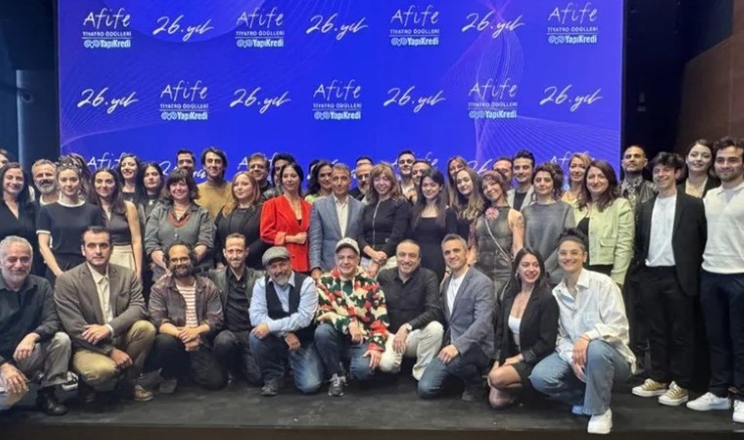 26-yapi-kredi-afife-tiyatro-odulleri-wltcliVE.jpg