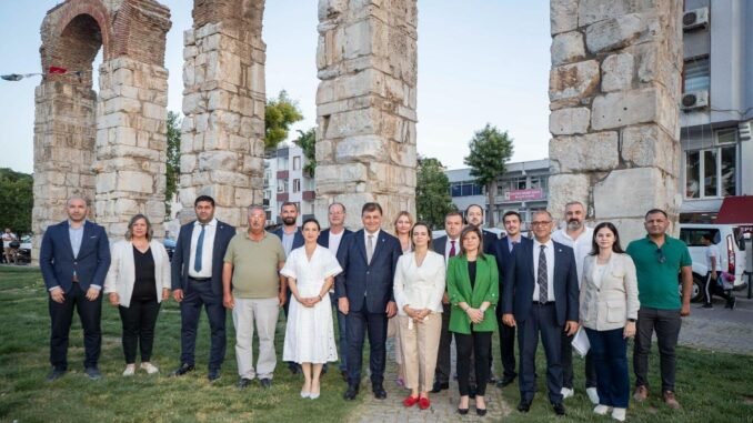 İzmir'in Turizm Gözdesi Pamucak'a Odaklanılıyor