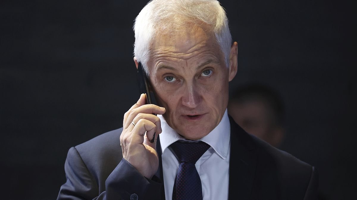 ab-politikasi-rusyanin-yeni-savunma-bakani-andrei-belousov-kimdir-ve-putin-onu-neden-hag4h3ti.jpg ab-politikasi-rusyanin-yeni-savunma-bakani-andrei-belousov-kimdir-ve-putin-onu-neden-hag4h3ti.jpg