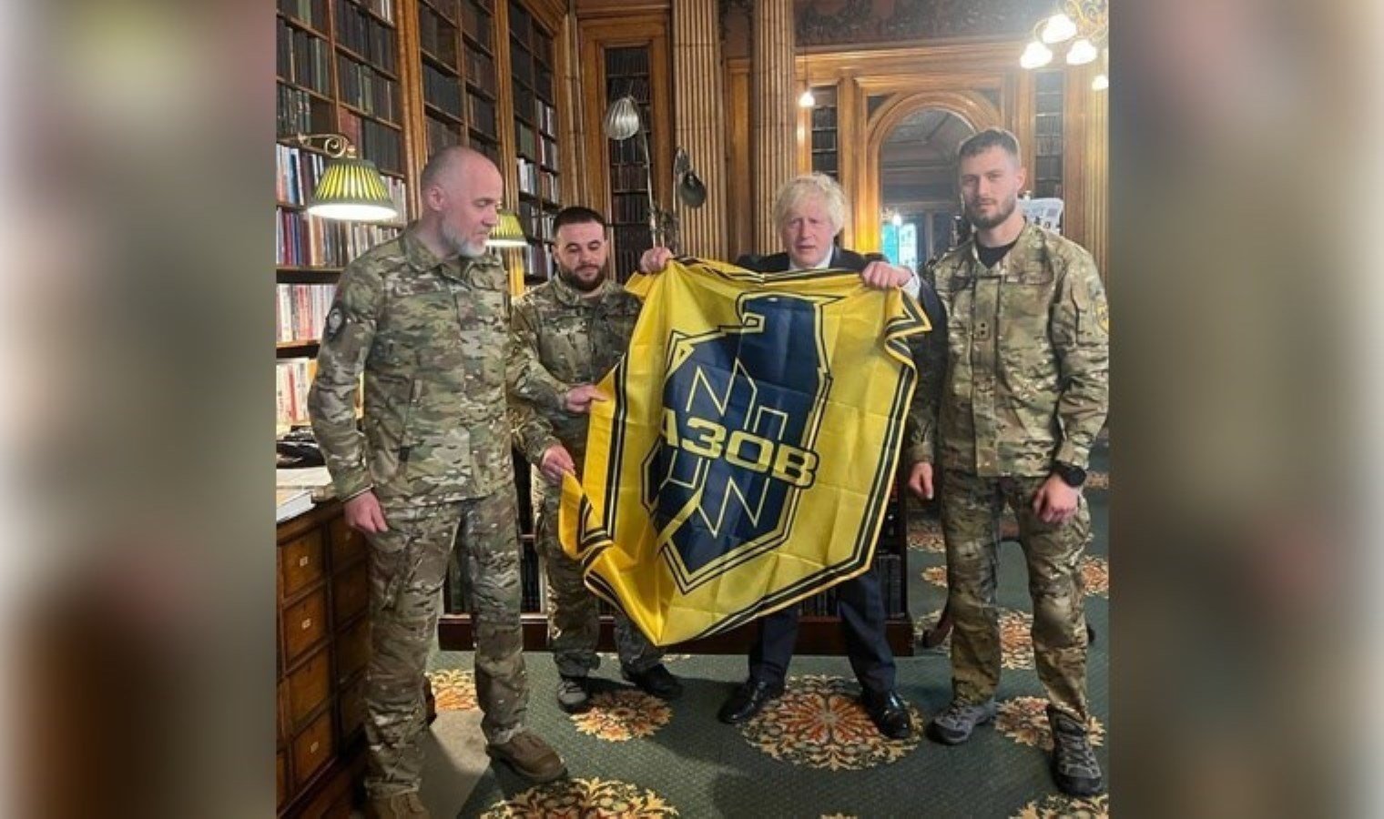 azov-taburu-ve-ingiltere-parlamentosu-toplantisi-jWiaw3Ty.jpg