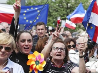 EPP-ECR muhafazakar koalisyon projesi Polonya'da çökebilir - Merhaba İzmir