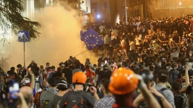 gurcistanda-yasa-tasarisi-oylamasi-ve-tiflis-protestolari-V9ajKzDd.jpg