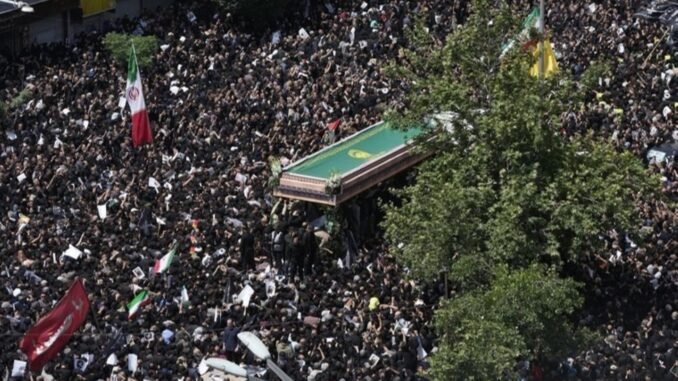 iran-cumhurbaskani-ibrahim-reisi-icin-cenaze-torenleri-devam-ediyor-7OFI1smx.jpg