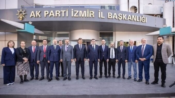 izmir-buyuksehir-belediye-baskani-dr-cemil-tugay-akp-izmir-il-baskanligini-ziyaret-etti-kvRa9JMX.jpg