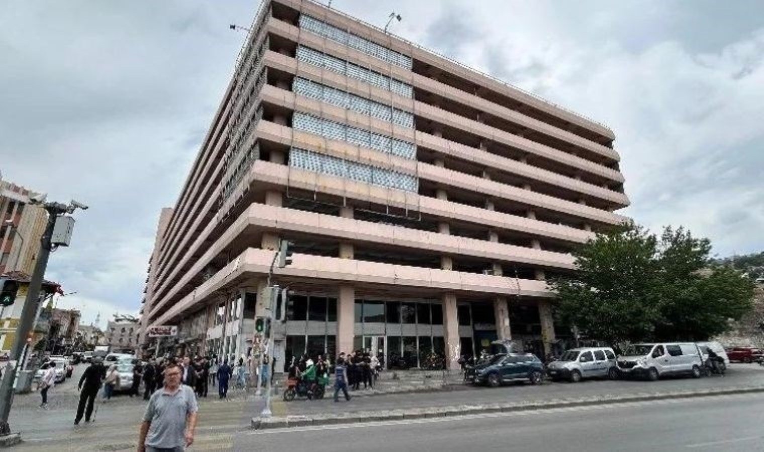 izmir-buyuksehir-belediyesi-mayis-ayi-meclis-toplantisi-Y8EepZ11.jpg