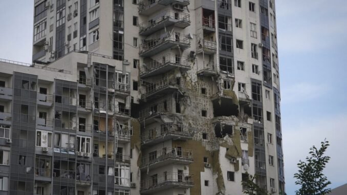 rus-kuvvetleri-kharkiv-bolgesinde-ilerlerken-ukraynada-catismalar-siddetleniyor-xr3zB7Mi.jpg