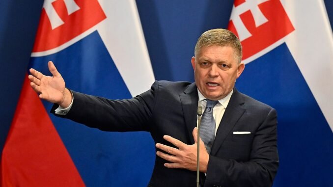 slovakya-basbakani-robert-ficonun-ameliyati-daha-da-agirlasti-leclP99w.jpg