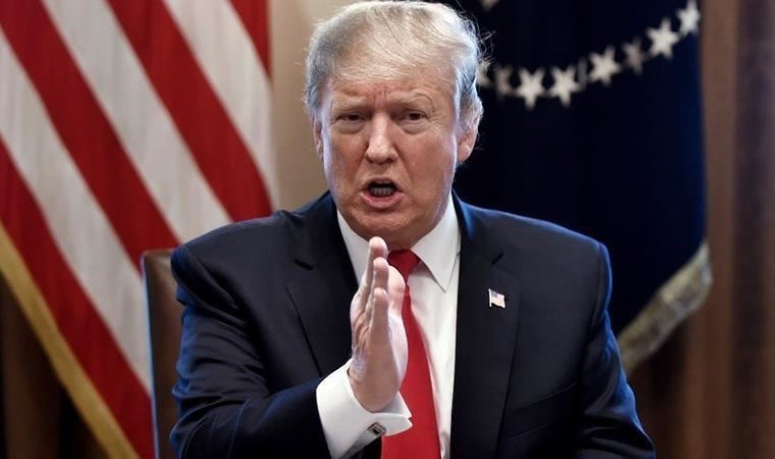 trumpin-sus-payi-davasi-devam-ediyor-qaghP6pl.jpg