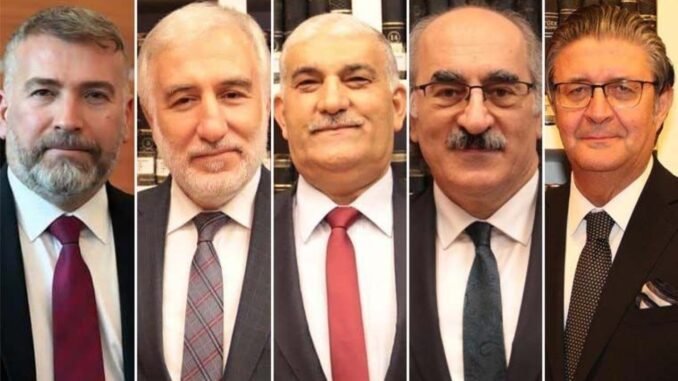 turkiye-maarif-vakfi-ve-talim-terbiye-kurulu-uyeleri-xD2g8P7R.jpeg