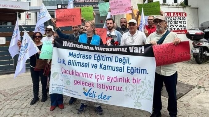 turkiye-yuzyili-maarif-modeli-protestosu-52Tm7ple.jpg