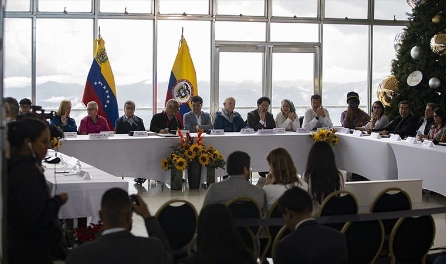 venezuela-baris-muzakerelerinde-ilerleme-kaydedildi-WB8IpQVt.jpg venezuela-baris-muzakerelerinde-ilerleme-kaydedildi-WB8IpQVt.jpg