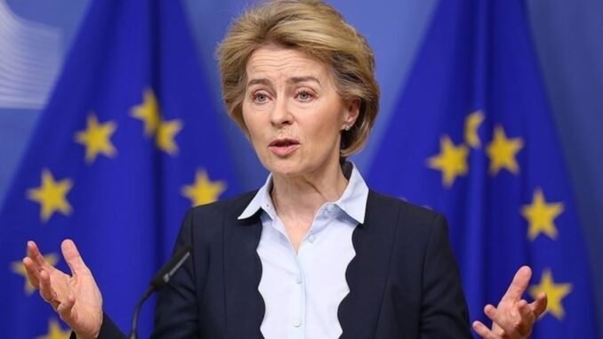 von-der-leyen-romada-genclerle-bulustu-PwHC8KMG.jpg