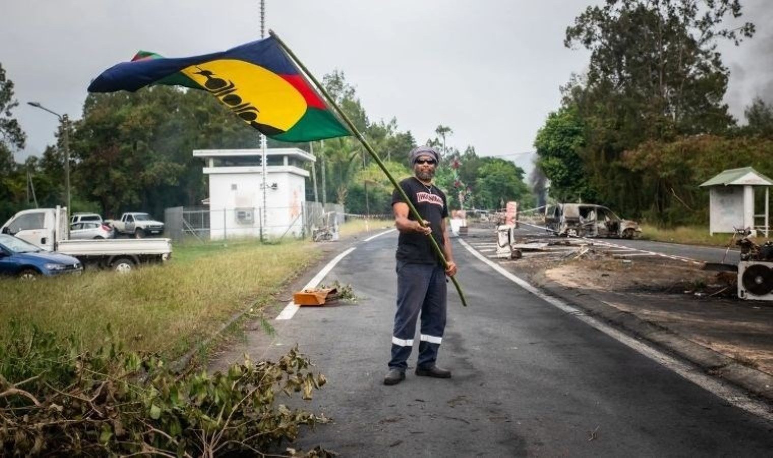 yeni-kaledonya-protestolari-ve-arka-plani-MLZYg8S7.jpeg