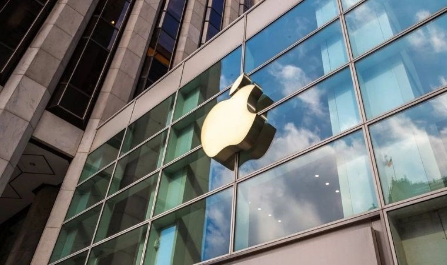 apple-hisseleri-deger-kazanmaya-devam-ediyor-ZsGwc8Ly.jpeg