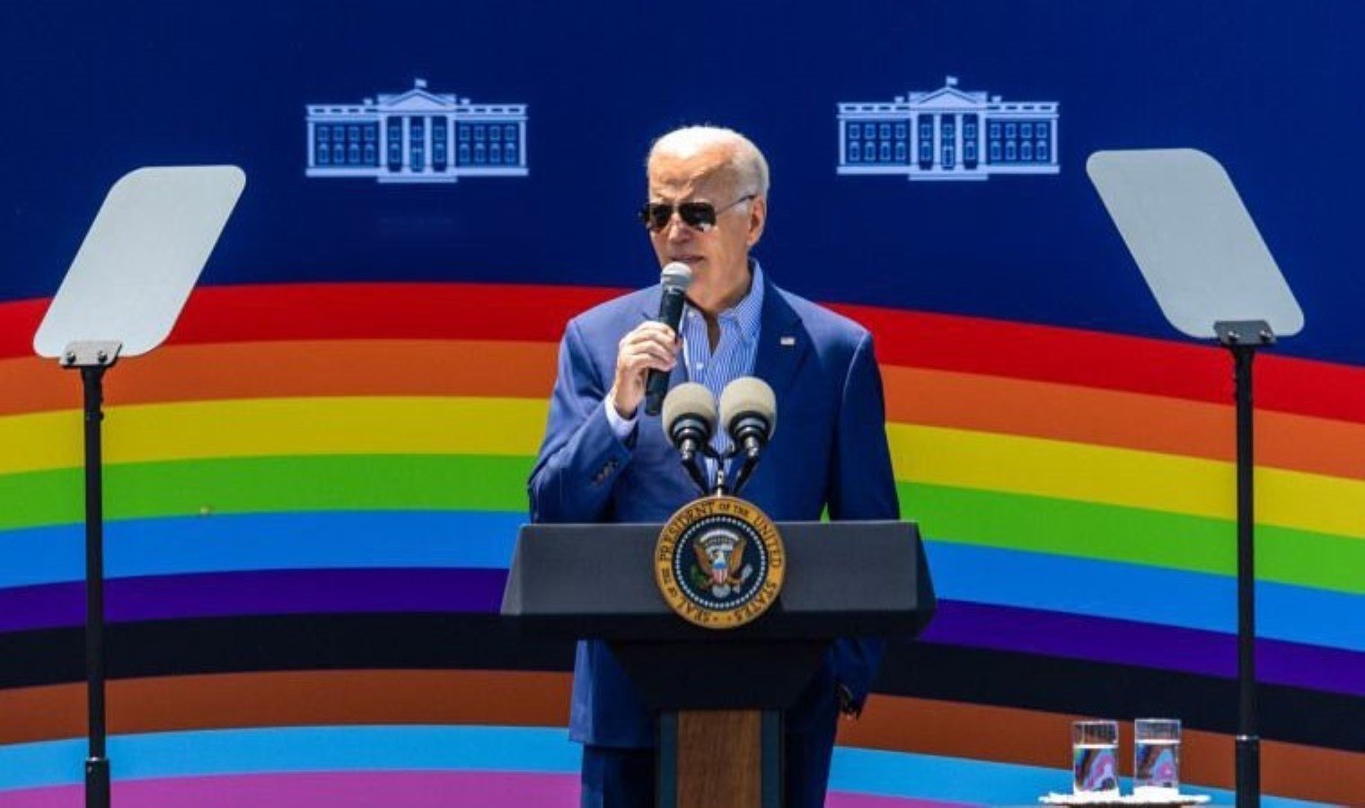 biden-lgbtqi-onur-ayini-kutluyor-JGGbnVvD.jpg