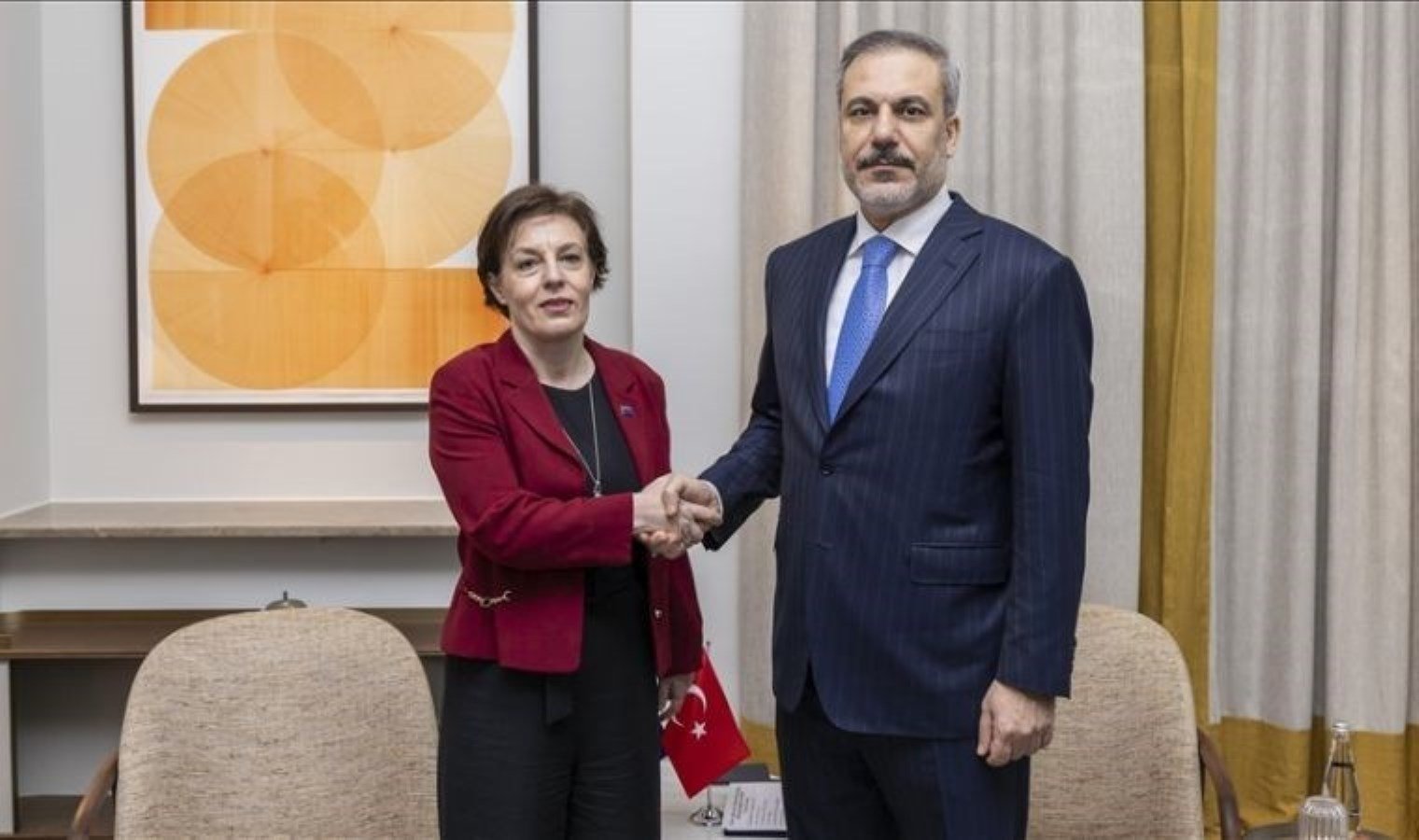 disisleri-bakani-hakan-fidan-kosova-disisleri-bakani-donika-gervalla-schwarz-ile-bulustu-wbsqwTDB.jpg