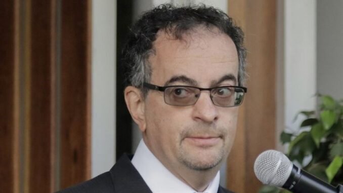 ingilterenin-meksika-buyukelcisi-jon-benjamin-arac-icinde-calisana-saldirdi-rm3B4zH8.jpg