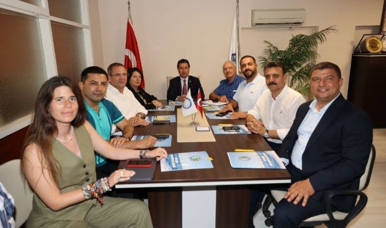 kiyi-ege-belediyeler-birligi-encumeni-ilk-toplantisini-gerceklestirdi-mpuHmJHG.jpg