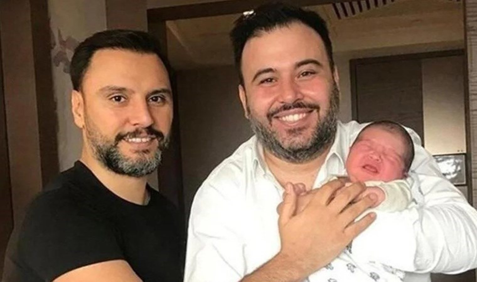 alisan-kardesi-selcuk-tektasi-duygusal-bir-sekilde-andi-pgiZfdxi.jpg alisan-kardesi-selcuk-tektasi-duygusal-bir-sekilde-andi-pgiZfdxi.jpg