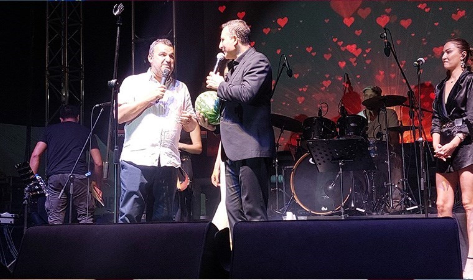 rafet-el-romanla-tekirdagda-unutulmaz-bir-gece-Ns934byK.jpg