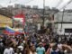 Venezuelalılar, tartışmalı seçimin Devlet Başkanı Maduro'ya devredilmesiyle polisle çatıştı - Merhaba İzmir