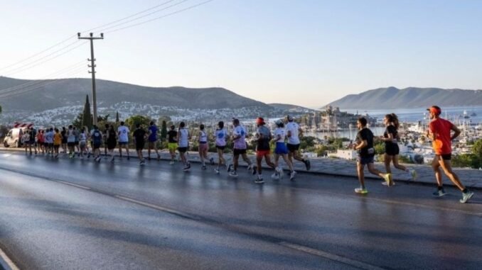 7-intersports-x-asics-bodrum-yari-maratonu-tanitimi-QiNsGpS1.jpg