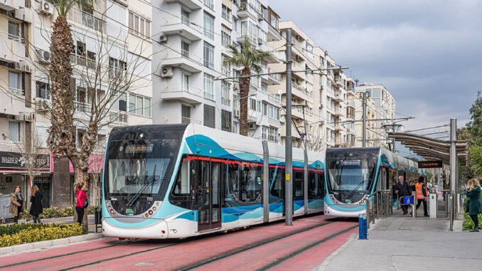 İzmir Fuarı İçin Toplu Ulaşım Seferleri Arttırılıyor, Son Saatler Uzatılıyor