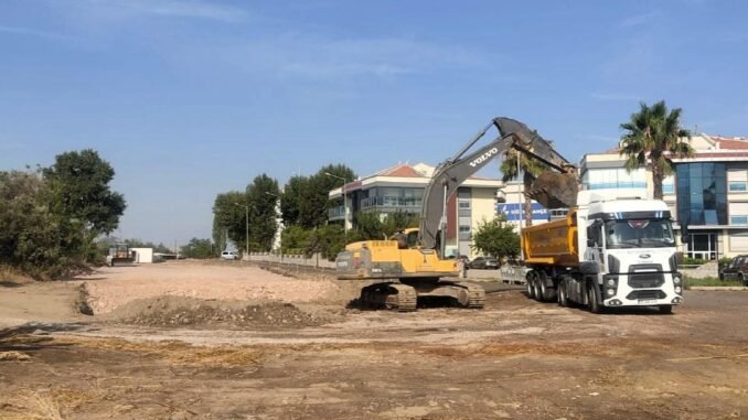 İzmir'de Yeni Açılan Yollar Kent Trafiğini Rahatlatıyor