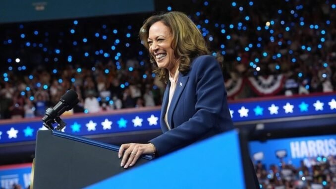 abd-baskanlik-secimleri-kamala-harris-ve-tim-walzin-mitingi-Qy5iXyei.jpg