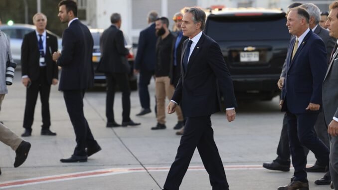 antony-blinken-10-aylik-savasin-ardindan-gazze-ateskes-anlasmasini-imzalamak-icin-israile-geldi-ch624lZQ.jpg