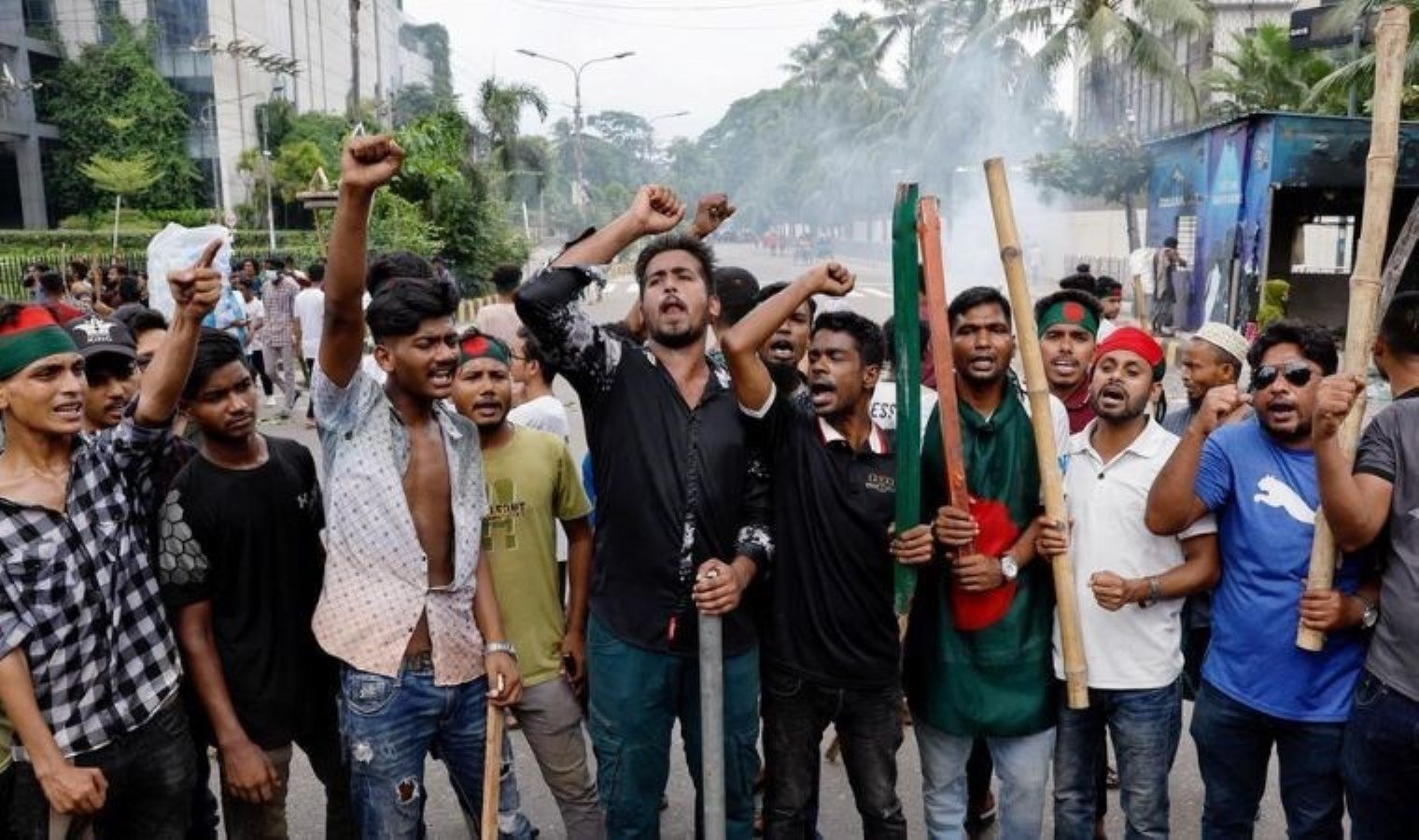 bangladeste-polis-gosterileri-sona-erdi-ve-anlasma-saglandi-Dyv1jVL6.jpg bangladeste-polis-gosterileri-sona-erdi-ve-anlasma-saglandi-Dyv1jVL6.jpg