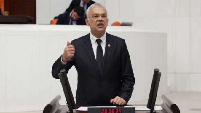 chp-milletvekili-kayihan-paladan-kizamik-hastaligi-uzerine-soru-onergesi-WhUVXliZ.jpg
