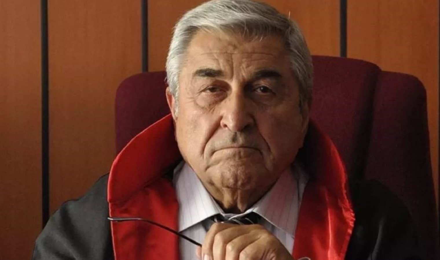 cihat-tamerin-oglu-atilla-tamer-hayatini-kaybetti-6rwp2nzn.jpg