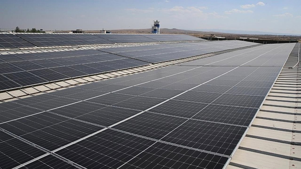 diyarbakir-osbde-gunes-enerjisi-santralleri-ile-enerji-maliyetlerini-dusurme-cabalari-z8K1qcyT.jpg diyarbakir-osbde-gunes-enerjisi-santralleri-ile-enerji-maliyetlerini-dusurme-cabalari-z8K1qcyT.jpg