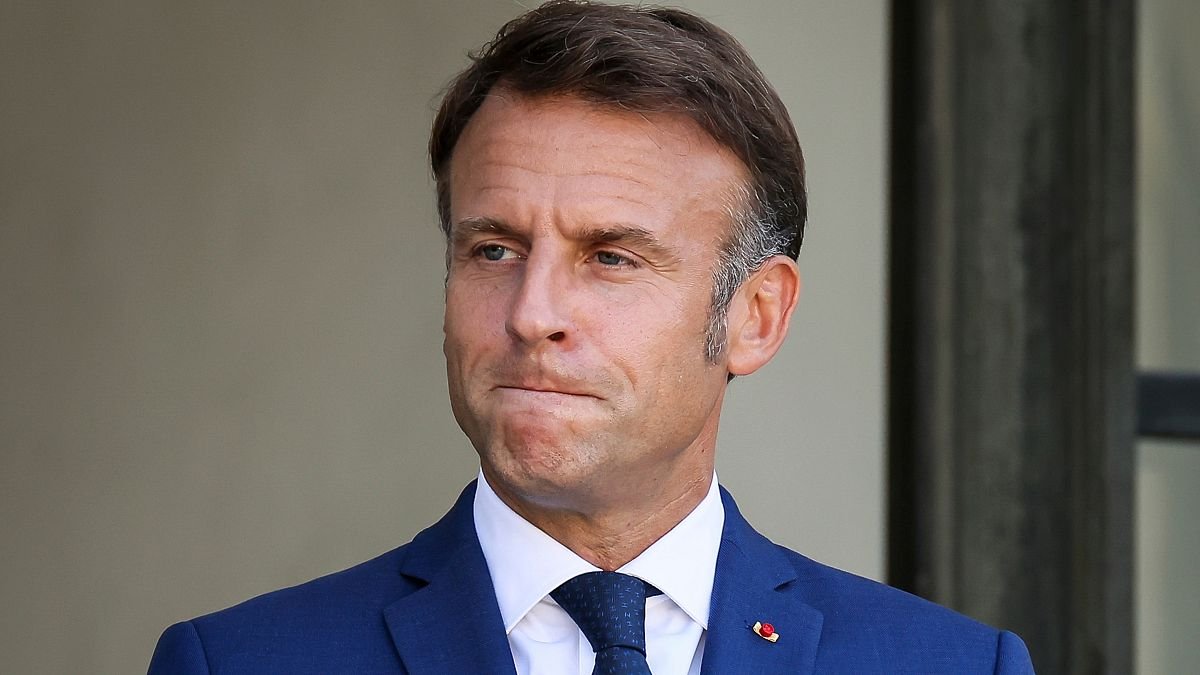 fransa-cumhurbaskani-macron-yeni-hukumet-icin-gorusmeleri-yeniden-baslatmakta-zorlaniyor-RmTBf3LJ.jpg