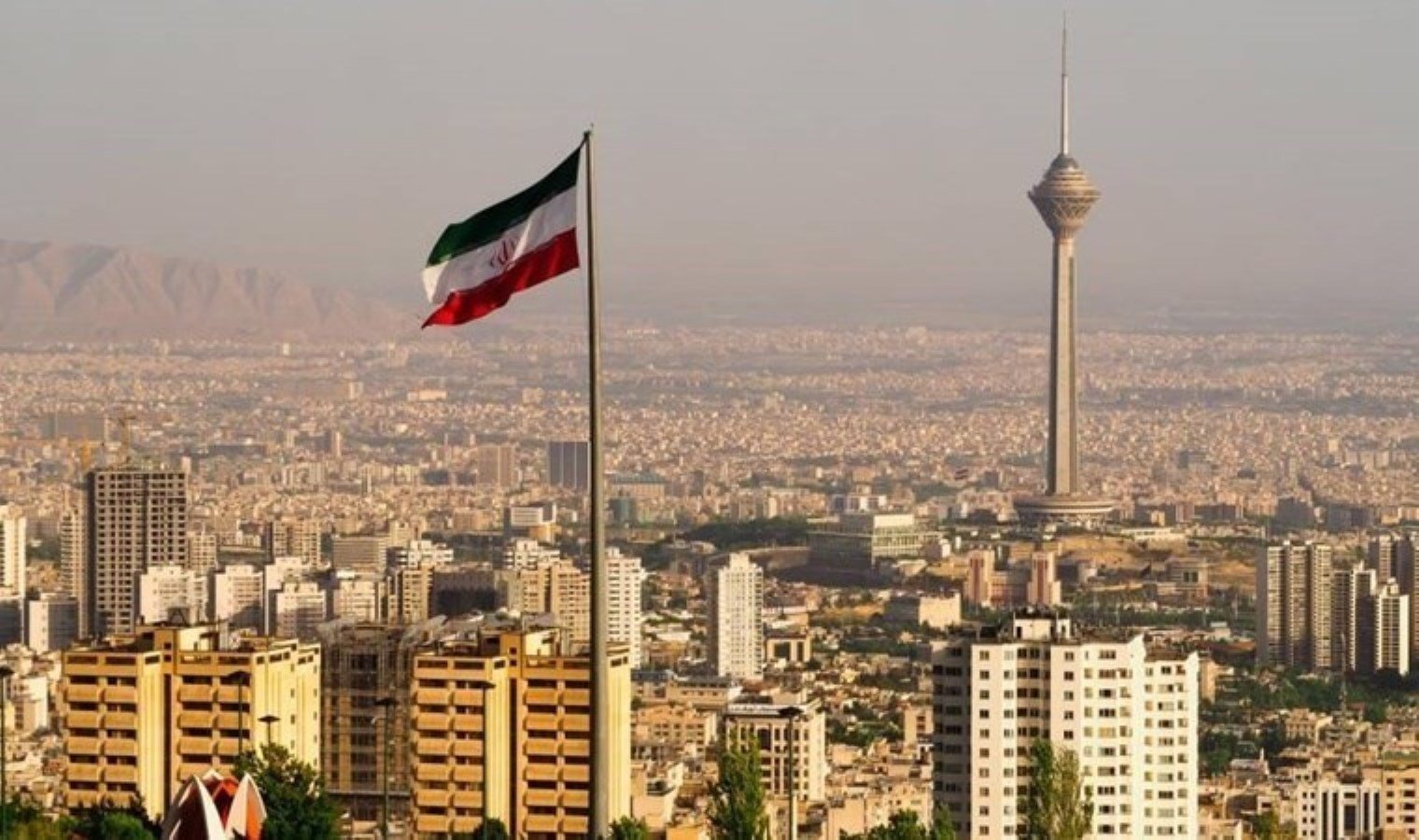 fransa-disisleri-bakanligindan-iran-icin-seyahat-uyarisi-lwtQOFix.jpg