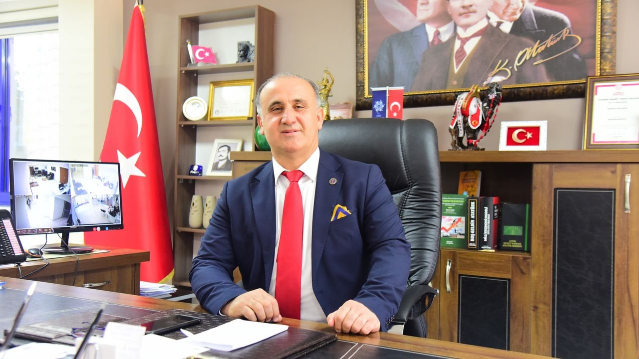 incirliovada-bicakli-saldiri-belediye-baskani-kayaya-saldiri-aiV76GGf.jpg