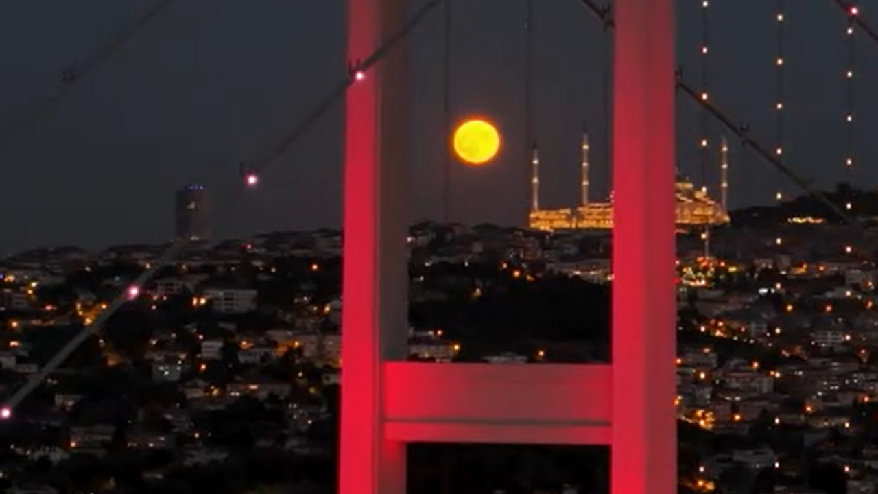 istanbulda-dolunay-manzarasi-RUBlOe1n.png istanbulda-dolunay-manzarasi-RUBlOe1n.png