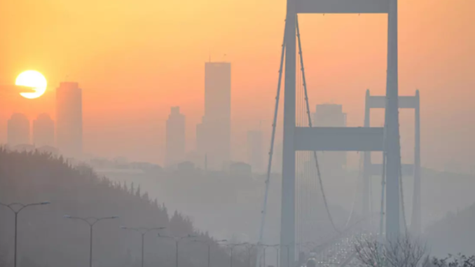 istanbulda-hava-kirliligi-artisi-ve-trafik-etkileri-MgXxX8al.png