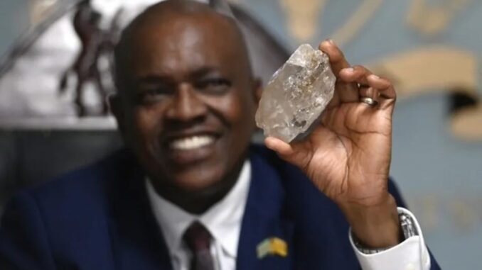 lucara-diamond-corptan-olaganustu-elmas-kesfi-IIgbM12V.jpg