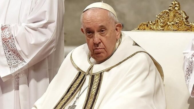 papa-franciscustan-akdenizdeki-duzensiz-goc-sorununa-dikkat-cekici-mesajlar-mw6ZDs6T.jpg