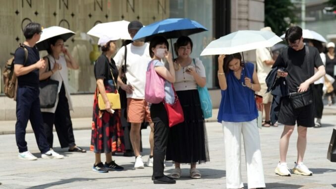 tokyoda-120den-fazla-olu-var-sehir-rekor-sicaklikta-temmuz-ayi-geciriyor-VTGsDBvU.jpg