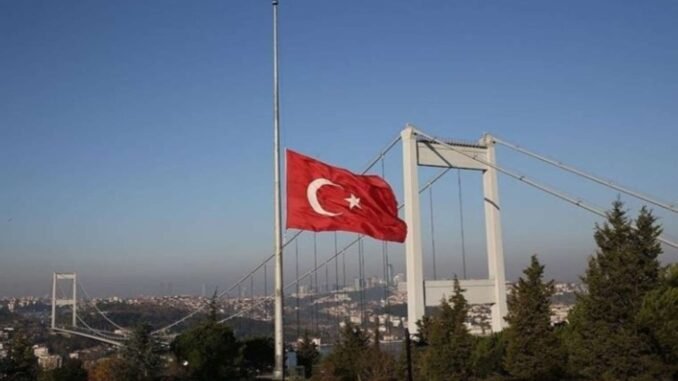 turkiyede-milli-yas-ilani-ve-anma-gelenekleri-3c3Dx4vU.jpg