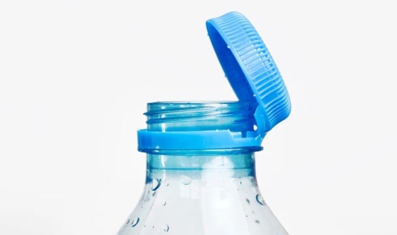 yeni-ab-direktifi-plastik-kapaklarin-siselere-bagli-kalmasi-zorunlu-e6wHy4bO.jpg