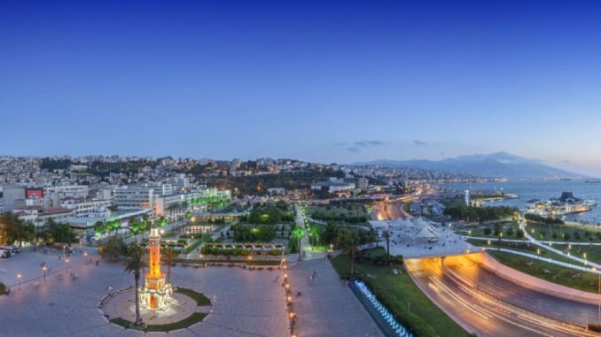 İzmir’in Kredi Notu Yükseldi