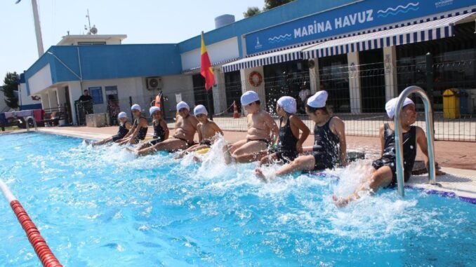 İzmir’in Yaz Spor Okulları Büyük İlgi Gördü