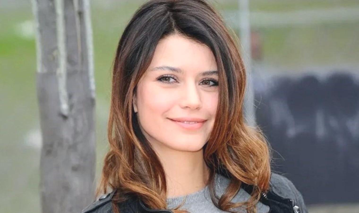 beren-saatin-yeni-filmi-gizli-dolap-yayinlanacak-WcyWp3eO.jpg beren-saatin-yeni-filmi-gizli-dolap-yayinlanacak-WcyWp3eO.jpg
