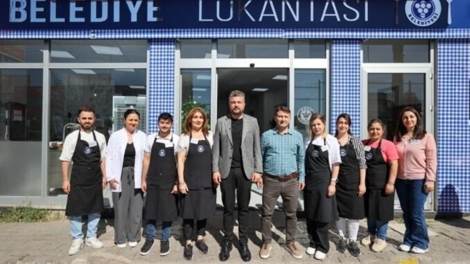 buca-belediyesinden-askida-yemek-uygulamasi-baslatildi-Y4XNTGHB.jpg