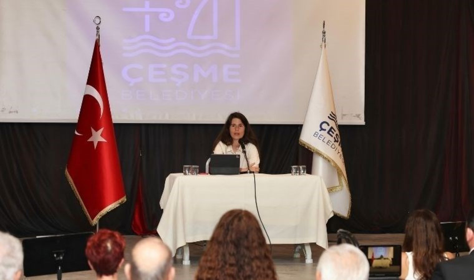 cesmede-ss-alacati-halk-sosyal-konut-kooperatifinin-mulkiyet-sorunu-cozuldu-OU7sKYzX.jpg cesmede-ss-alacati-halk-sosyal-konut-kooperatifinin-mulkiyet-sorunu-cozuldu-OU7sKYzX.jpg